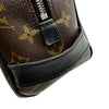 ルイ・ヴィトン LOUIS VUITTON トゥルース・トワレ M40378 ブラウン ブラック シルバー金具 モノグラム・マカサー メンズ セカンドバッグ