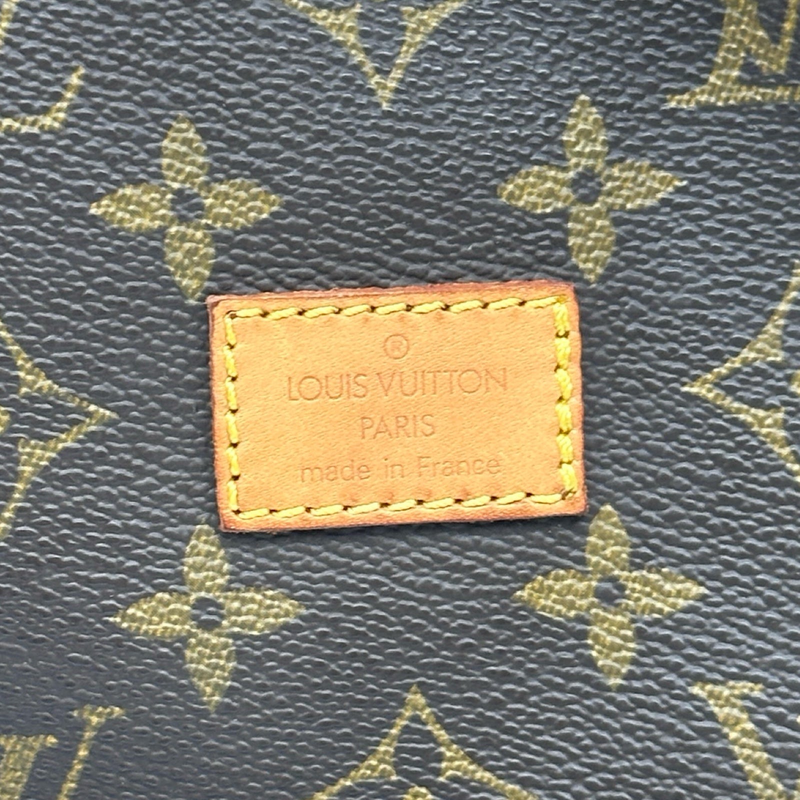 ルイ・ヴィトン LOUIS VUITTON ソミュール30 M42256 ブラウン