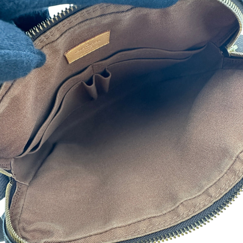 ルイ・ヴィトン LOUIS VUITTON トロター・ボブール M97037 ブラウン