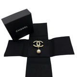 シャネル CHANEL ココマークブローチ ゴールド メタル/パール アクセサリー
