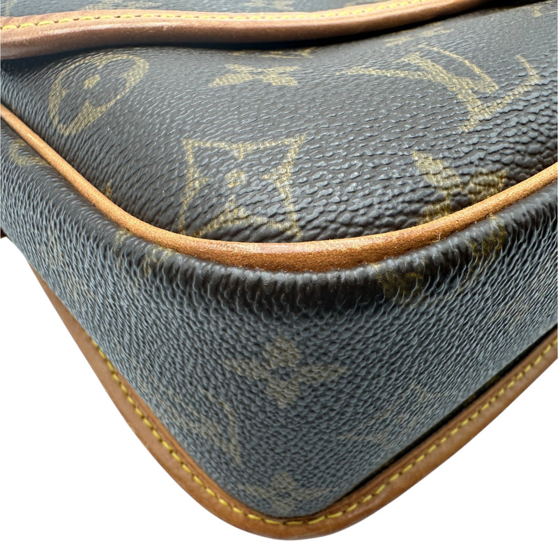 ルイ・ヴィトン LOUIS VUITTON ソローニュ M42250 ブラウン モノグラム