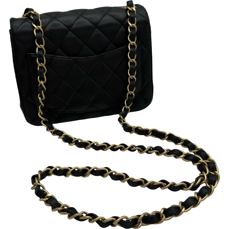 シャネル CHANEL ミニマトラッセ18 A35200 27番台 ブラック ゴールド