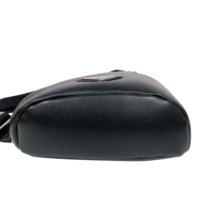 2VZ098 クロスボディバッグ PRADA プラダ ボディバッグ ブラック PRADA ※美品※ ブラック メンズ カーフ バッグ