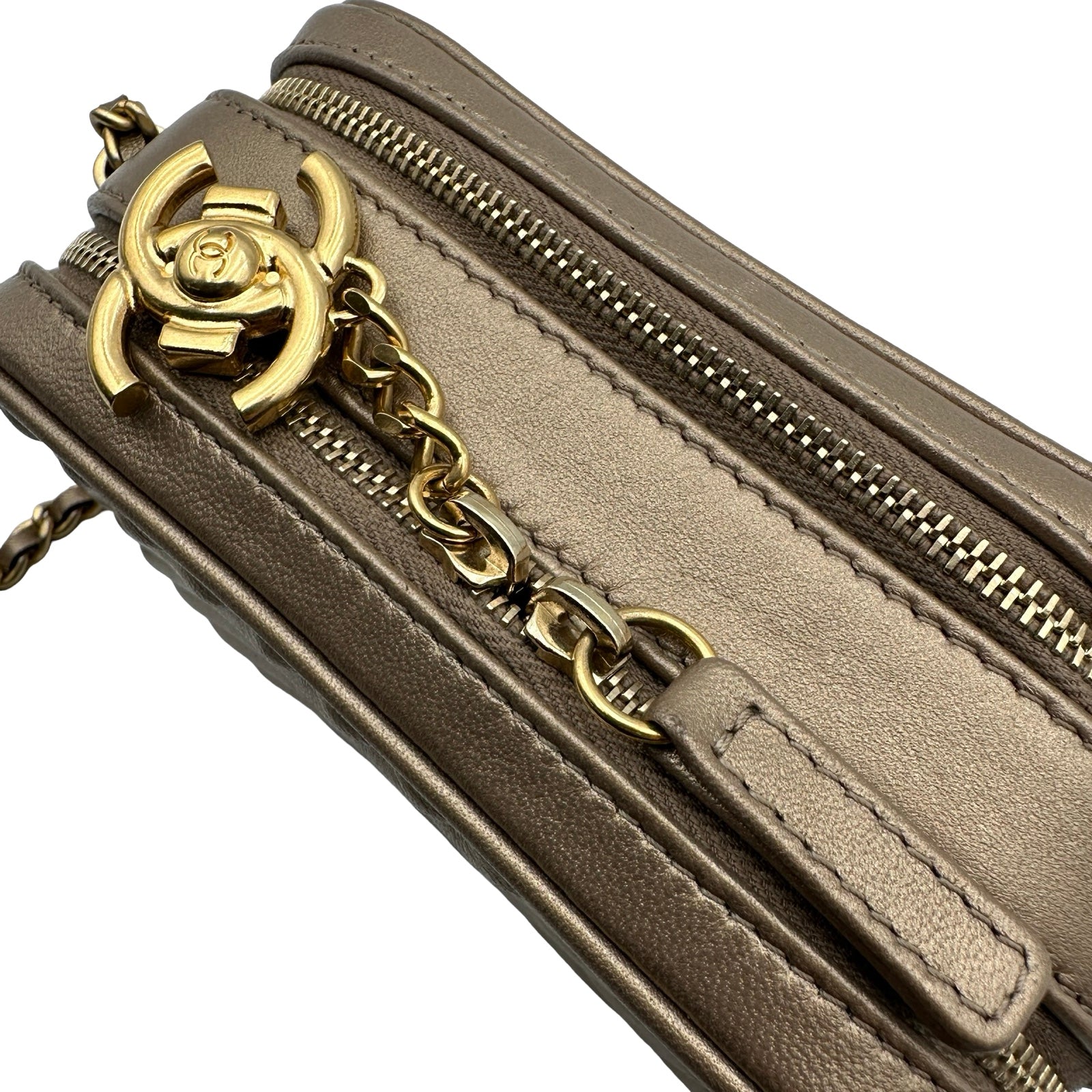 シャネル CHANEL ココマーク ミニカメラバッグ A92656 20番台 ブロンズ