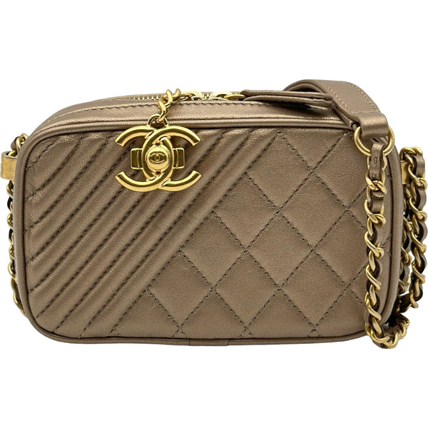 シャネル CHANEL ココマーク ミニカメラバッグ A92656 20番台 ブロンズ