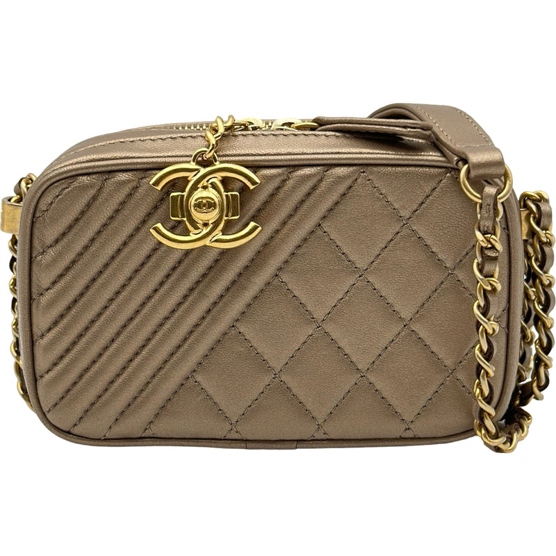 シャネル CHANEL ココマーク ミニカメラバッグ A92656 20番台 ブロンズ