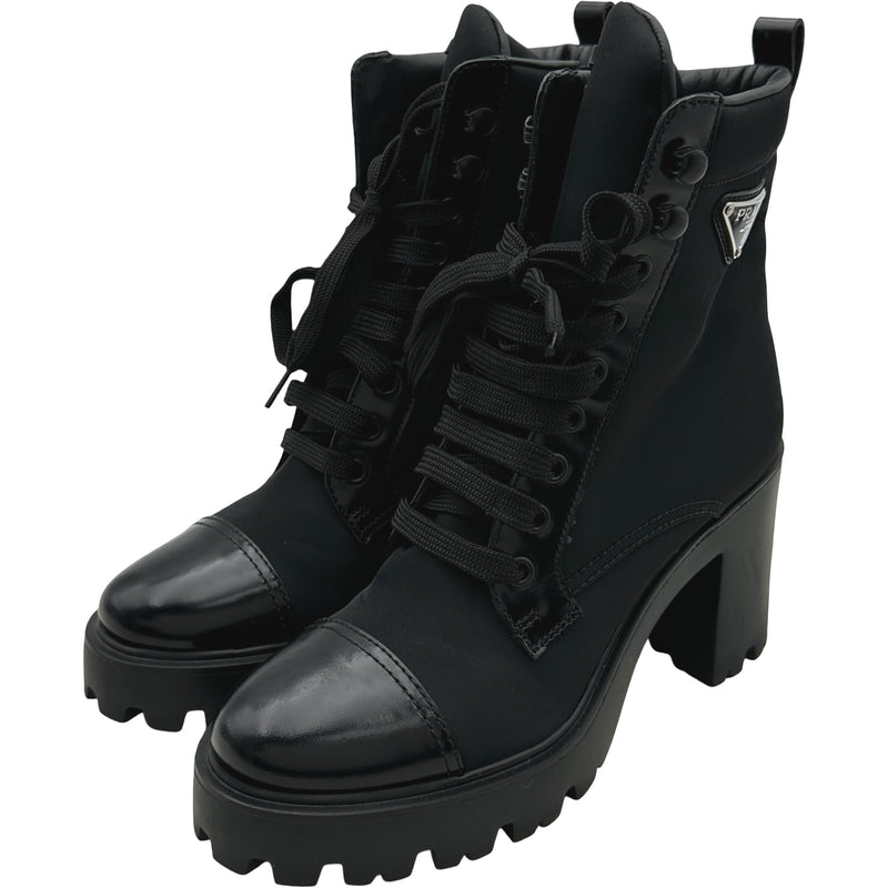PRADAモノリスギャバジントライアングルロゴショートブーツRe-Nylon プラダ PRADA RE-NYLON トライアングルロゴショートブーツ ブラック
