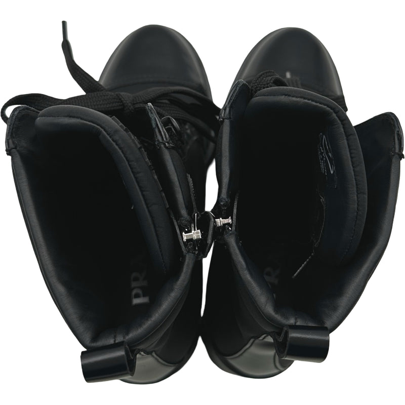 プラダ モノリス Re-Nylon ナイロン トライアングルロゴ ショートブーツ プラダ PRADA RE-NYLON トライアングルロゴショートブーツ ブラック