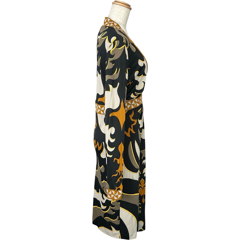 エミリオ・プッチ EMILIO PUCCI 総柄ワンピース 97RG43 ブラック