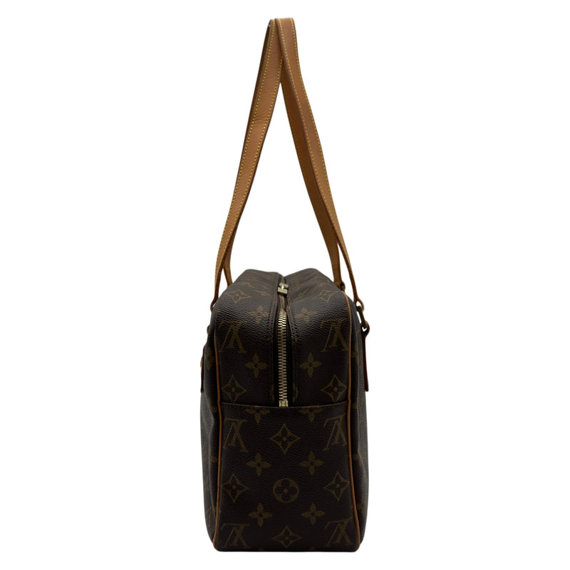 Louis Vuitton モノグラムショルダーバッグ　シテ GM M51181 ルイ・ヴィトン LOUIS VUITTON シテGM M51181 ブラウン モノグラム