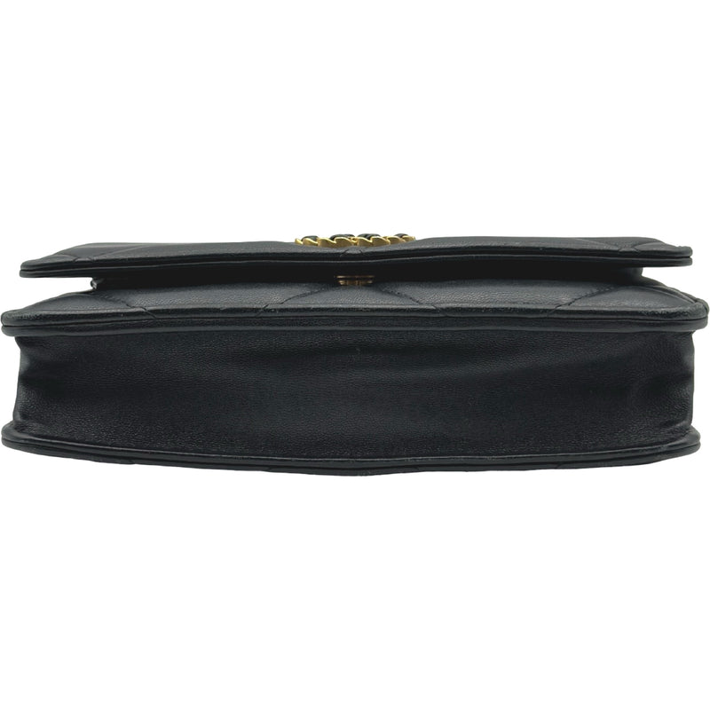 りん】CHANEL19チェーンウォレット黒 シャネル CHANEL19 チェーン