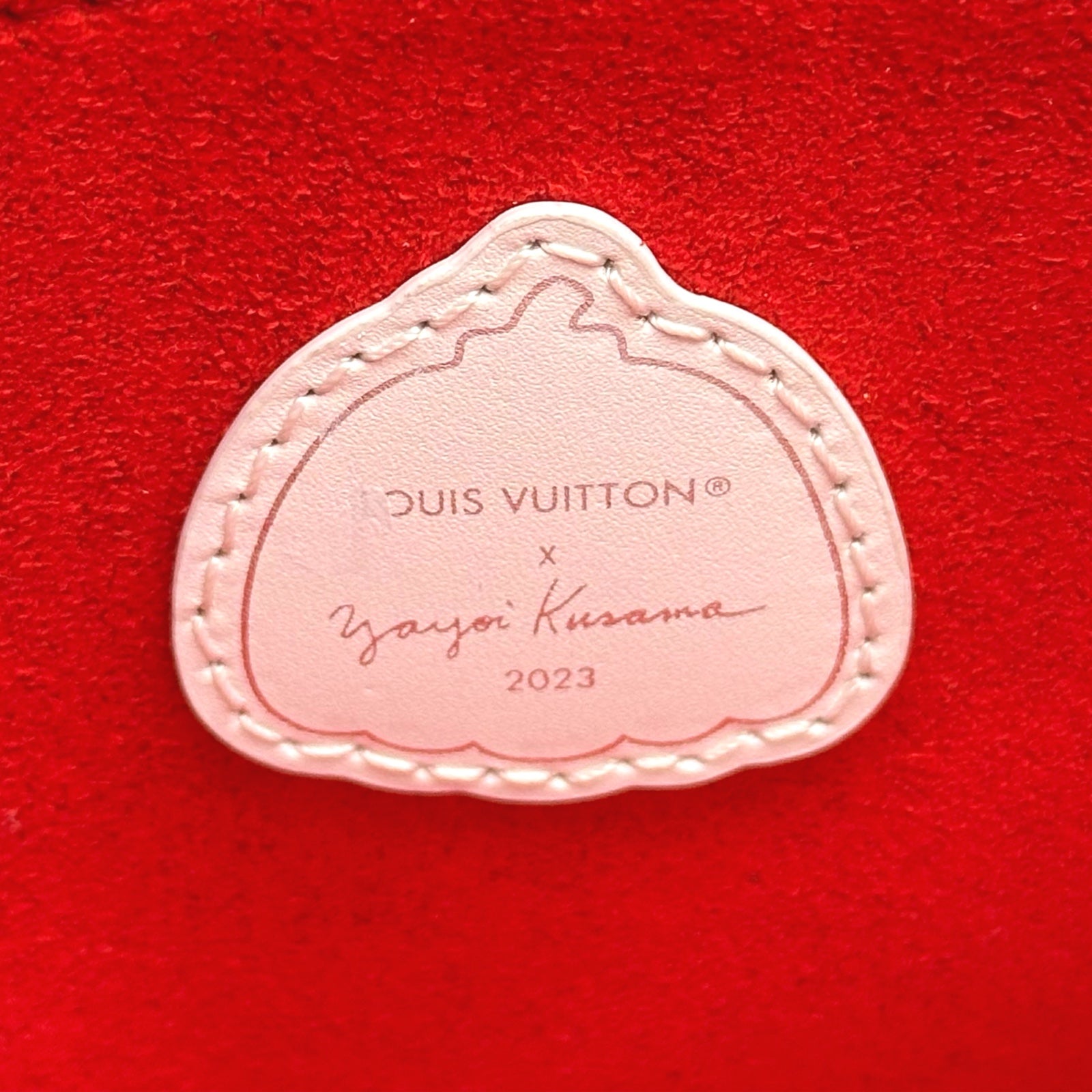 ルイ・ヴィトン LOUIS VUITTON オンザゴーPM 草間彌生コラボ M46412 レッド/ホワイト モノグラム・アンプラント レディース ショルダーバッグ 楽天市場】ルイヴィトン（LOUIS VUITTON）/ 草間彌生（Yayoi Kusama