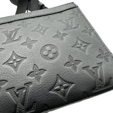 ルイ・ヴィトン LOUIS VUITTON ガストン・ウェアラブル ウォレット M81115 ブラック モノグラム・シャドウ メンズ ショルダーバッグ