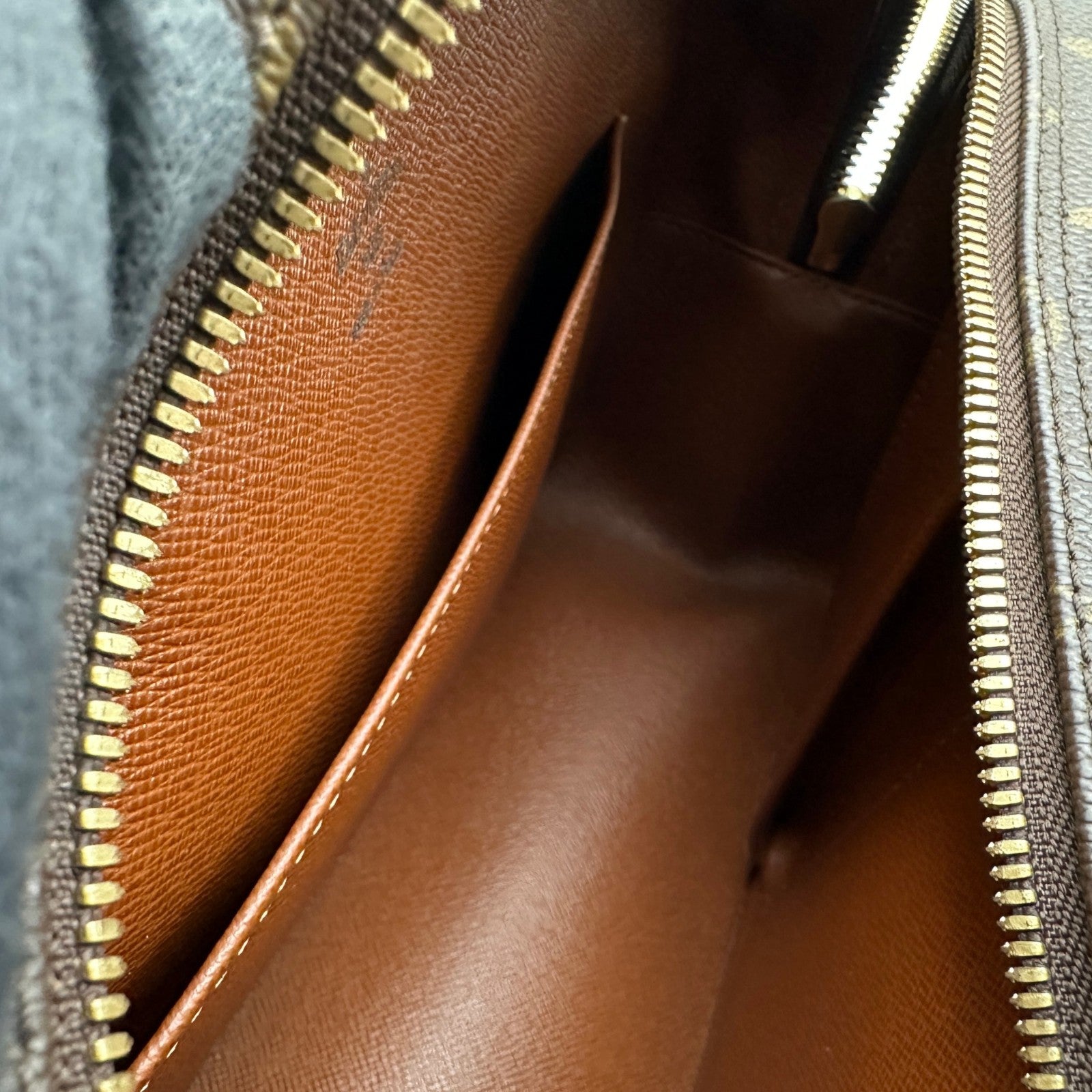 ルイ・ヴィトン LOUIS VUITTON シテMM M51182 ブラウン モノグラム