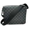 ルイ・ヴィトン LOUIS VUITTON ディストリクトPM N41260 グレー グラフィット メンズ ショルダーバッグ