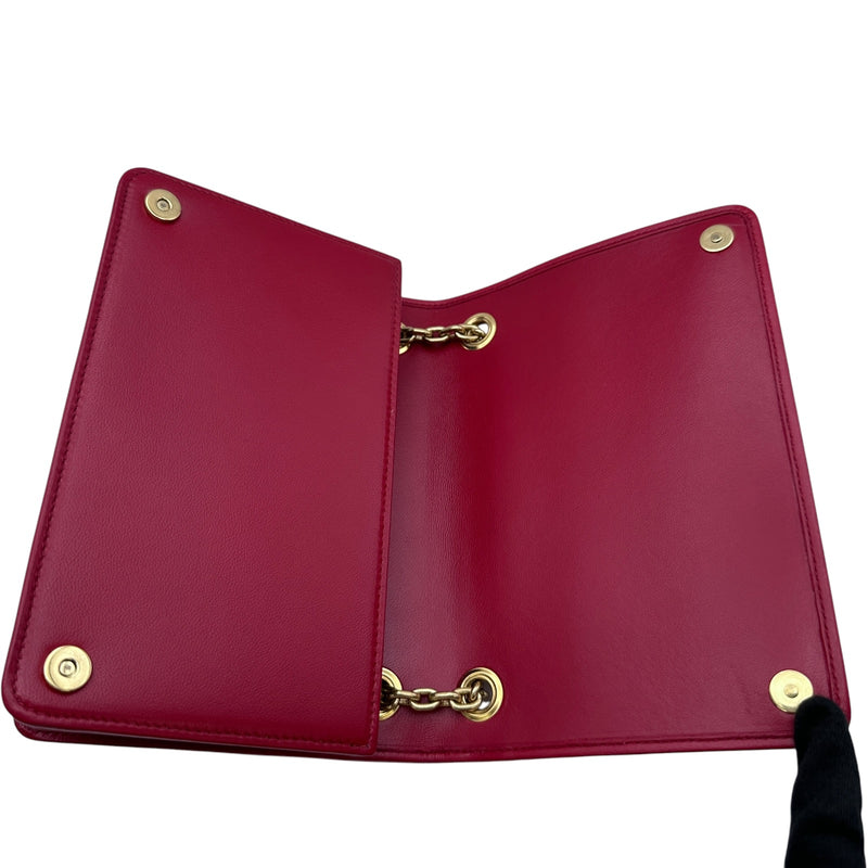 miumiu チェーンショルダーバッグ　赤　中古 miumiu チェーンショルダーバッグ 赤 中古 miu miu（ミュウミュウ