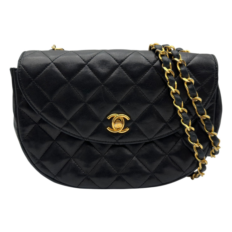 シャネル CHANEL ハーフムーン チェーンフラップバッグ 0番台 ブラック 