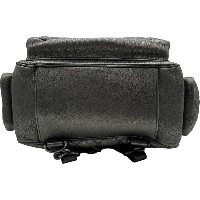 シャネル CHANEL マトラッセリュック 22番台 シルバー シルバー金具