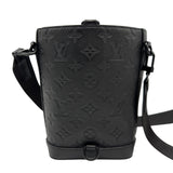 ルイ・ヴィトン LOUIS VUITTON ノエ・スリングバッグ M82248 ブラック モノグラムアンプラントレザー メンズ ショルダーバッグ