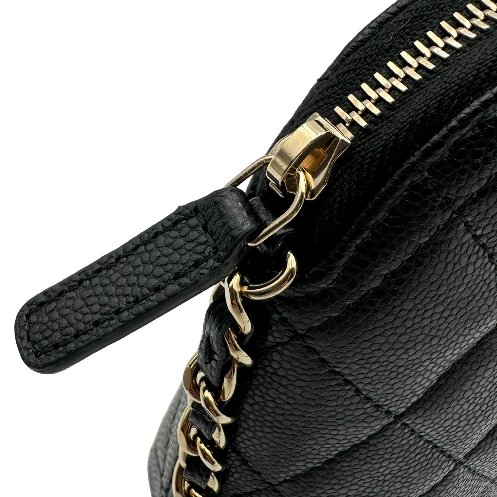 シャネル CHANEL マトラッセ チェーンクラッチバッグ AP4016 ブラック