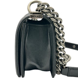 シャネル CHANEL ボーイシャネル20 A67085 30番台 ブラック シルバー金具 キャビア レディース ショルダーバッグ