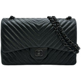 シャネル CHANEL マトラッセ30 Vステッチ A58600 21番台 ブラック ブラック金具 ラムスキン レディース ショルダーバッグ