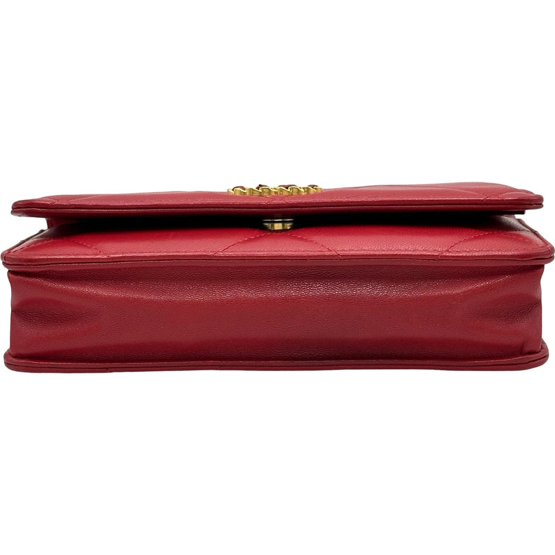 シャネル CHANEL CHANEL19 チェーンウォレット AP3267 29番台 レッド