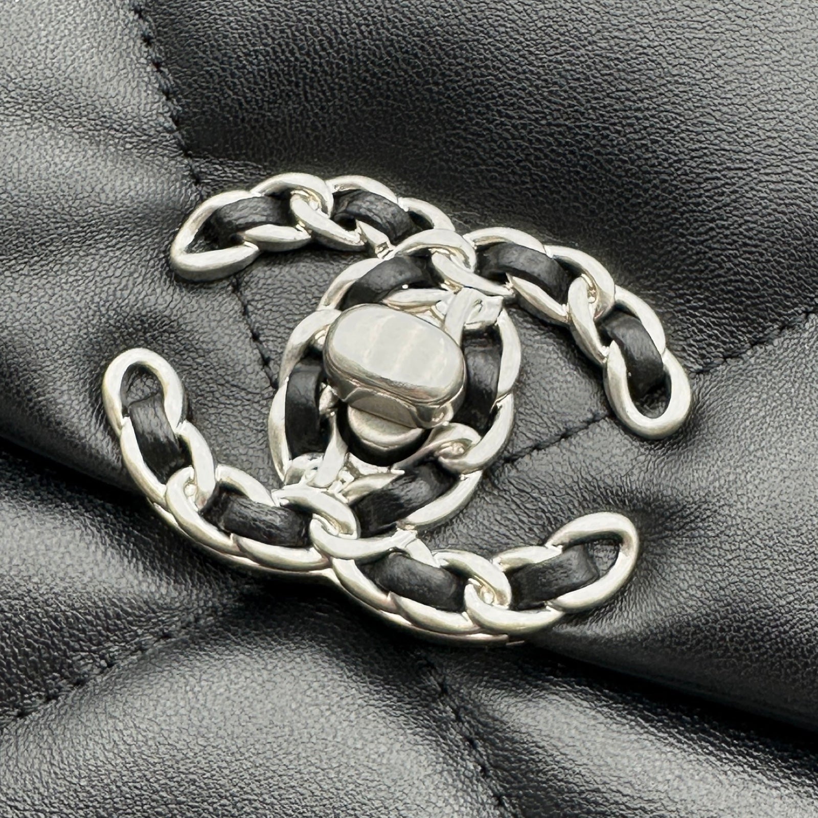 シャネル CHANEL CHANEL19 ラージバッグ AS1161 ブラック ゴールド金具