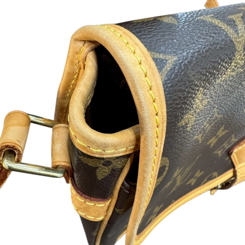 ルイ・ヴィトン LOUIS VUITTON ソローニュ M42250 ブラウン モノグラム