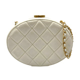 シャネル CHANEL クラスプ チェーンバッグ ホワイト ゴールド金具 ラムスキン レディース ショルダーバッグ