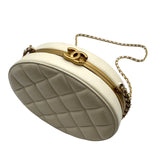 シャネル CHANEL クラスプ チェーンバッグ ホワイト ゴールド金具 ラムスキン レディース ショルダーバッグ