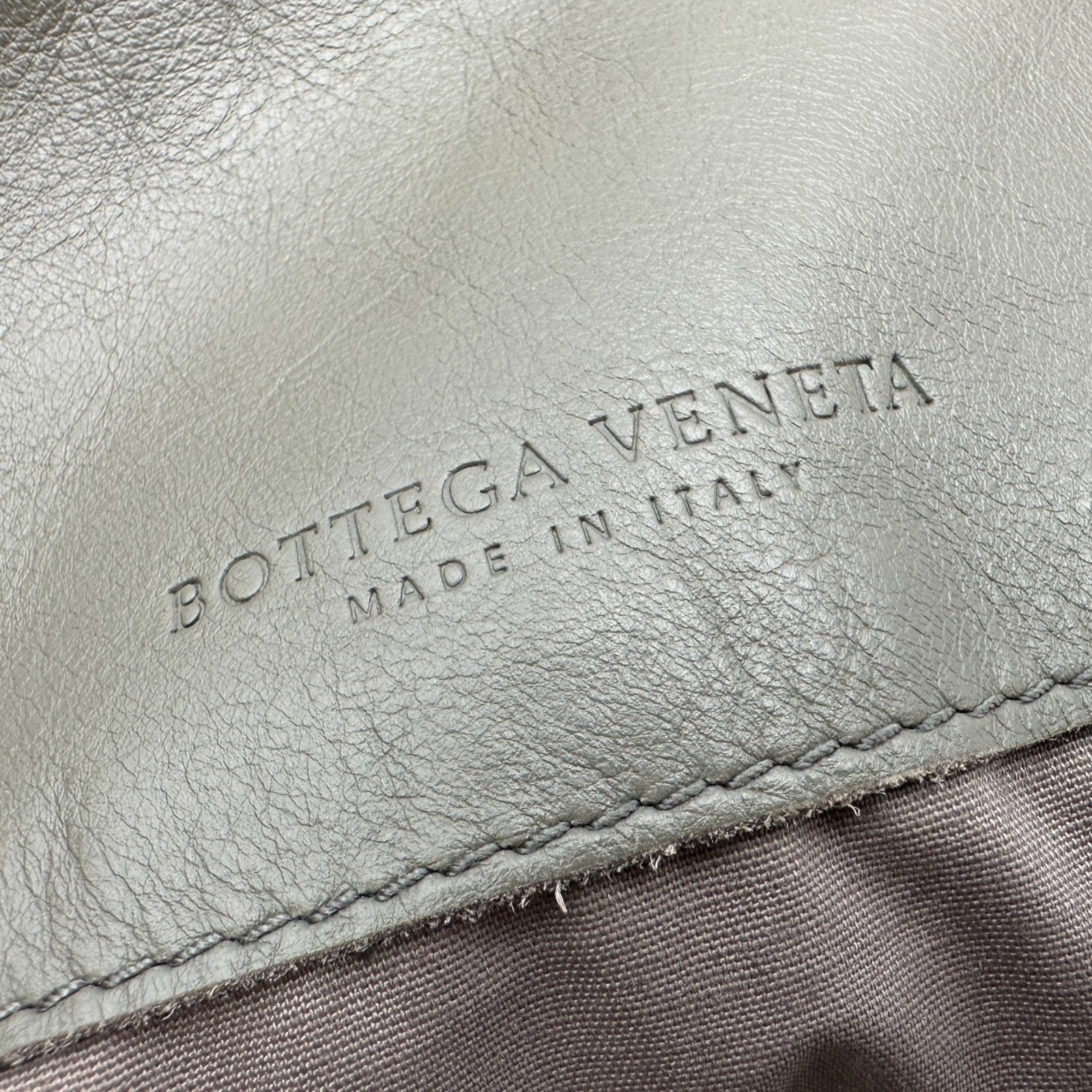 ボッテガ・ヴェネタ BOTTEGA VENETA イントレチャート メッセンジャー