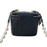 シャネル CHANEL パールショルダーバニティケース AP2581(31番台) ブラック ゴールド金具 ラム/フェイクパール レディース ショルダーバッグ