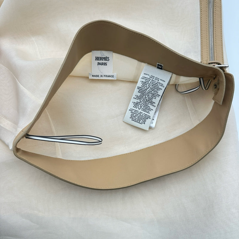 HERMÈS エルメス　ベージュ スリット入り　　スカート 春　夏　秋 エルメス HERMES ウェストレザーシアースカート ベージュ シルク