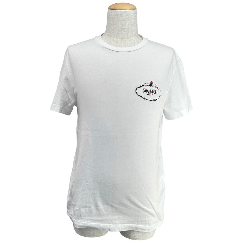 PRADA プラダ 刺繍ロゴ Tシャツ ホワイト XS 半袖 カットソートップス プラダ PRADA ワンポイントロゴ刺繡半袖Tシャツ UJN556 ホワイト