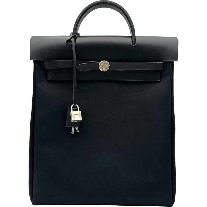 HERMES エルメス エールバッグ　ブラック　リュック エルメス HERMES エールバッグアドPM ▢G刻印 ブラック シルバー金具