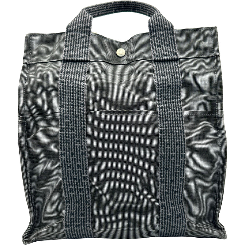 HERMES エルメス エールラインアドMM セリエ シルバー金具 リュック エルメス HERMES エールラインアドMM グレー シルバー金具 キャンバス