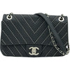 シャネル CHANEL シェブロンチェーンショルダー Vステッチ 24番台 ブラック シルバー金具 カーフスキン レディース ショルダーバッグ