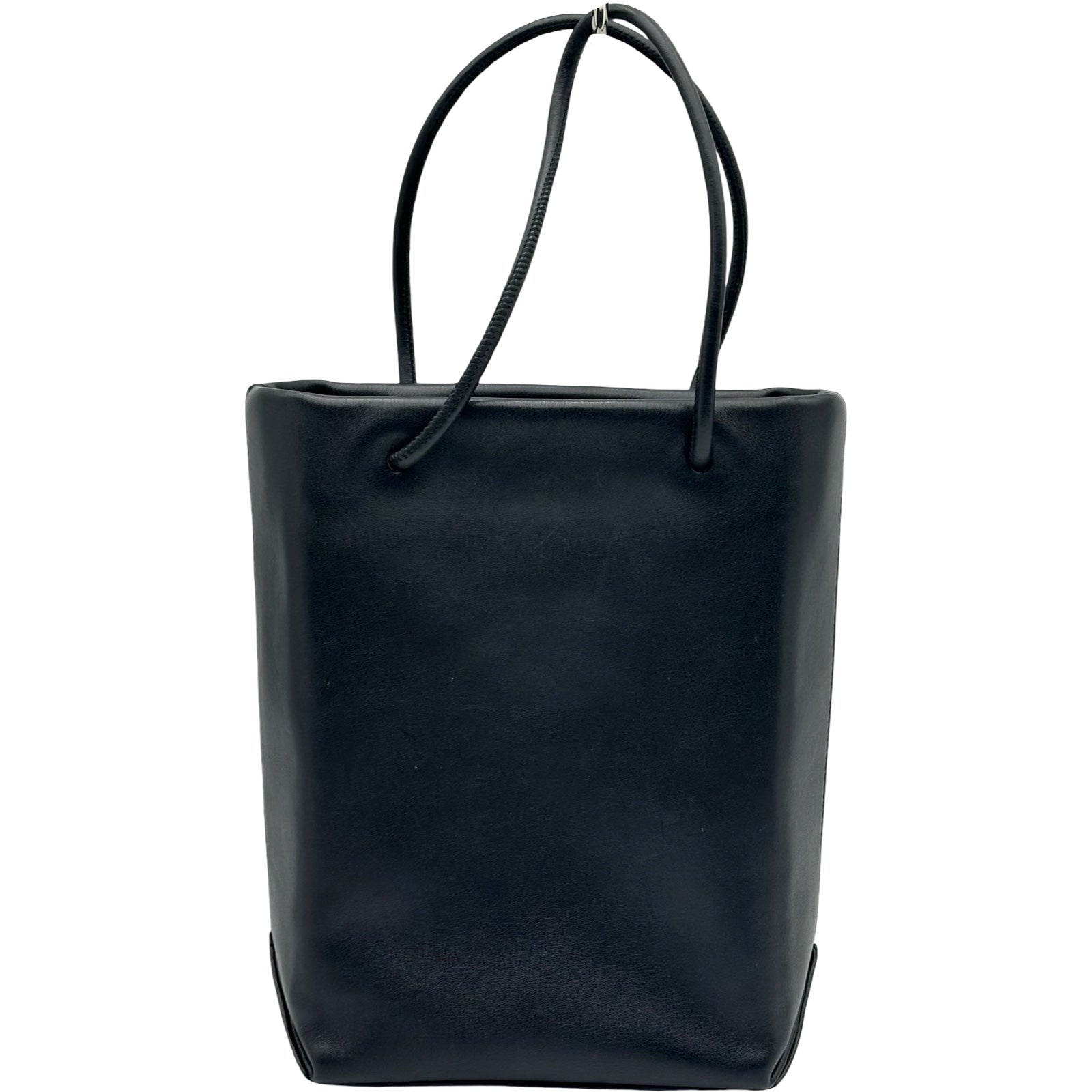 シャネル CHANEL エッセンシャルトート A46880 12番台 ブラック レザー