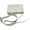 ボッテガ・ヴェネタ BOTTEGA VENETA スモールカセットショルダーバッグ 717587 ホワイト シルバー金具 レザー レディース ショルダーバッグ