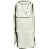 ボッテガ・ヴェネタ BOTTEGA VENETA スモールカセットショルダーバッグ 717587 ホワイト シルバー金具 レザー レディース ショルダーバッグ