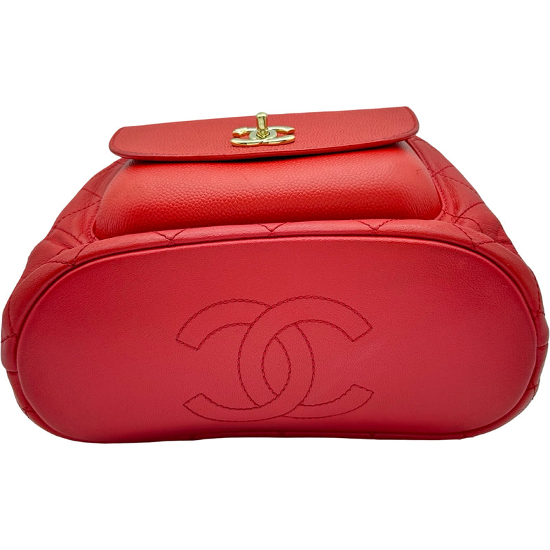 シャネル CHANEL マトラッセバックパック 24番台 レッド ゴールド金具 