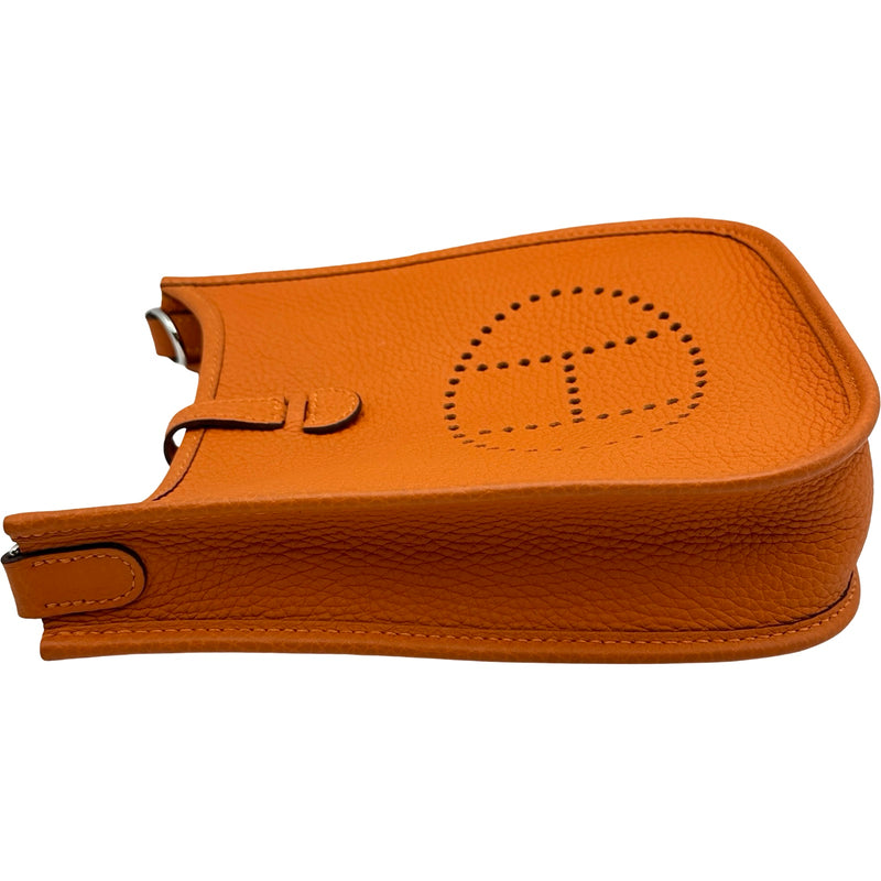 エルメス HERMES エヴリンTPM W刻印 オレンジ/シルバー金具 トリヨン
