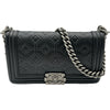 シャネル CHANEL ボーイシャネル25 A67086 17番台 ブラック シルバー金具 カーフ レディース ショルダーバッグ