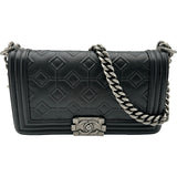 シャネル CHANEL ボーイシャネル25 A67086 17番台 ブラック シルバー金具 カーフ レディース ショルダーバッグ