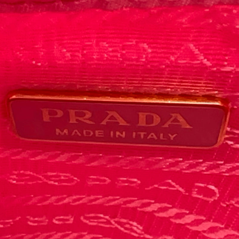 プラダ PRADA トライアングルロゴバケットバッグ 1BE067 ピンク レザー