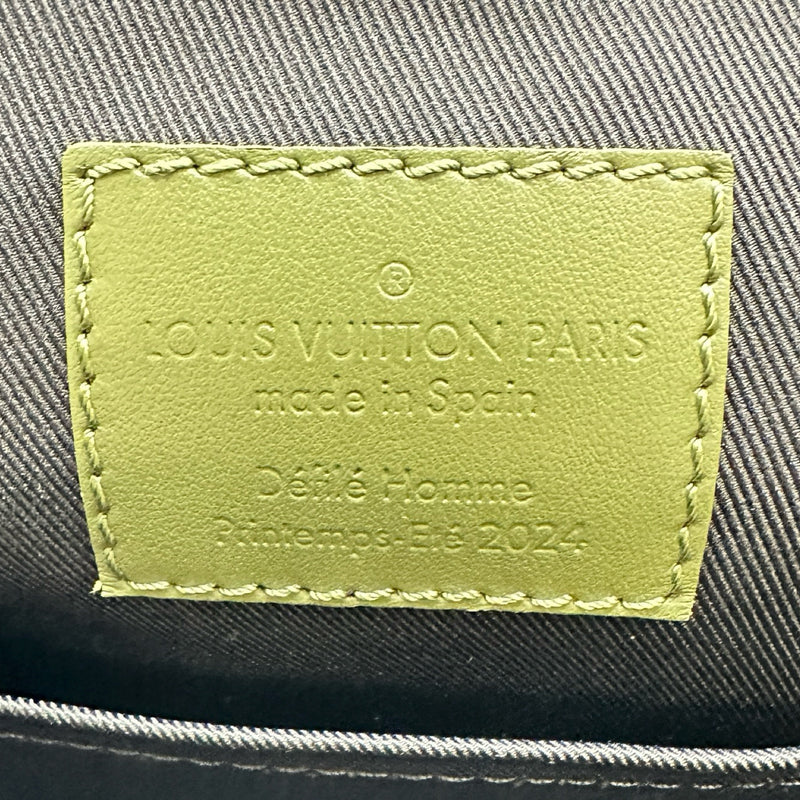 ルイ・ヴィトン LOUIS VUITTON トレイルメッセンジャー M24449 カーキ