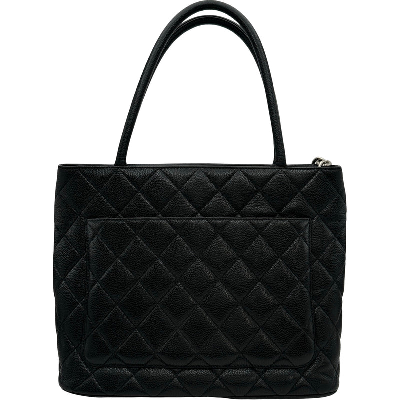 シャネル CHANEL 復刻トート A01804 6番台 ブラック シルバー金具 