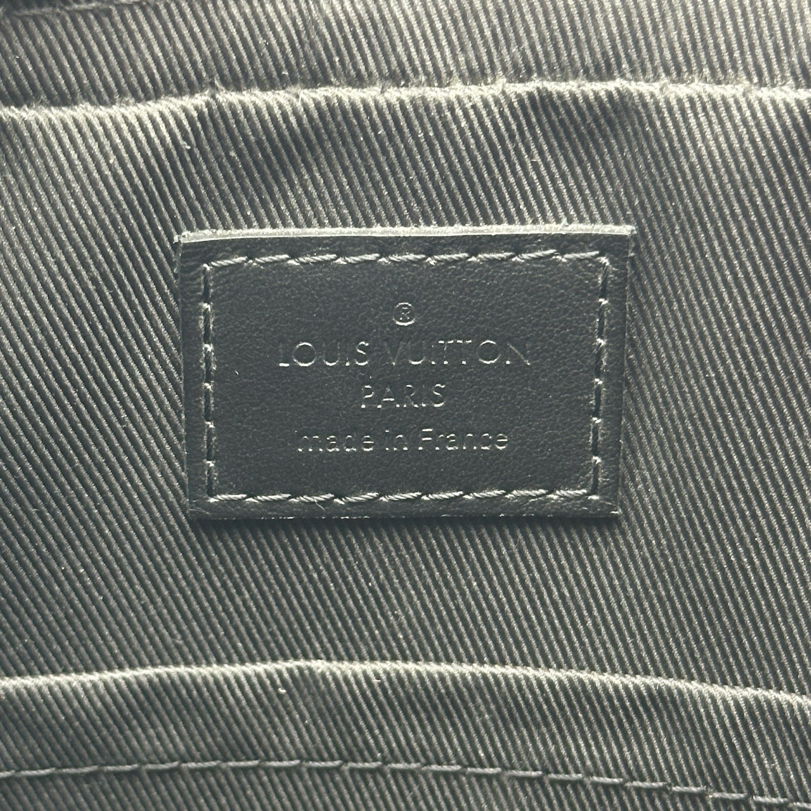 ルイ・ヴィトン LOUIS VUITTON トリオメッセンジャー M69443 ブラック
