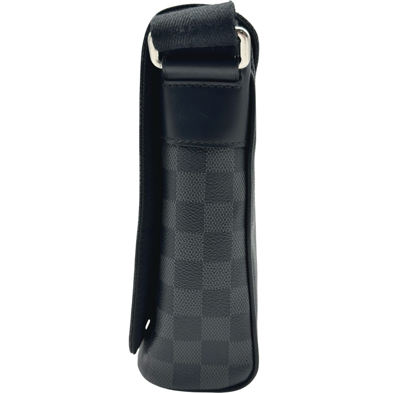 LOUIS VUITTON ルイヴィトン ダミエ グラフィット ディストリクトPM NM ショルダーバッグ N41028 ブラック ルイ・ヴィトン LOUIS VUITTON ディストリクトPM N41028 ブラック